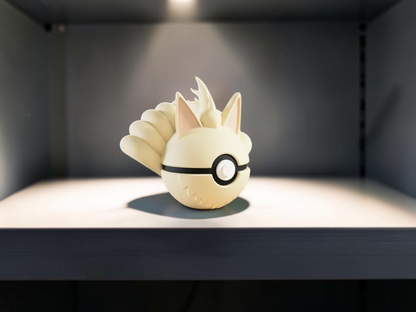 Ninetales #0038 Display Ball