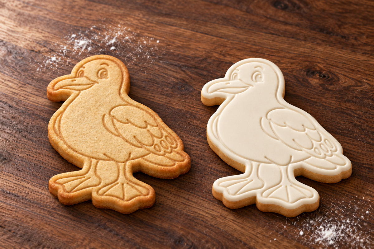 Seagull cookie cutter and embosser set – plain cookie and white fondant cookie examples