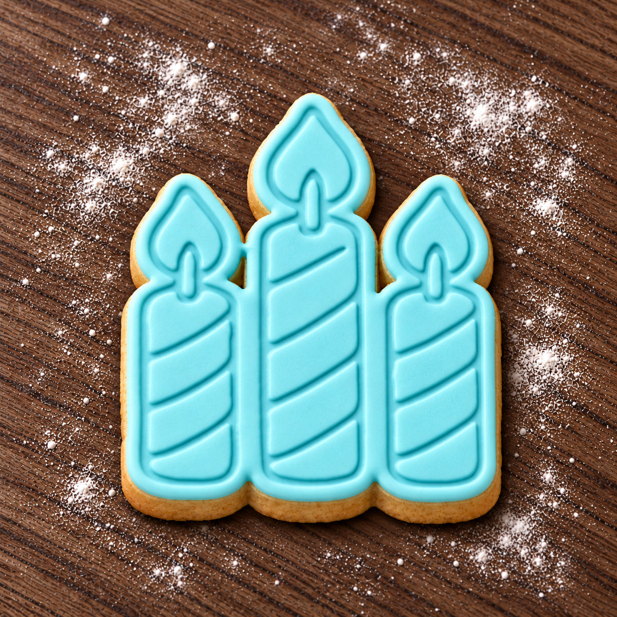 Candle Cluster decorated fondant cookie