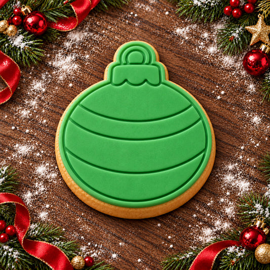 Round Bauble decorated fondant cookie