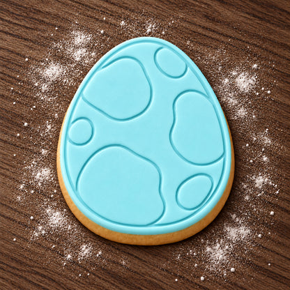 Dinosaur Egg decorated fondant cookie