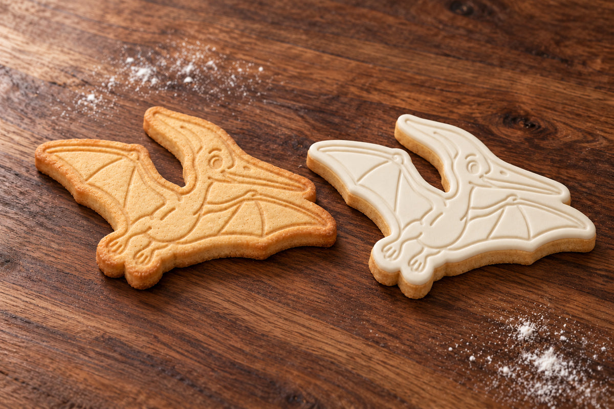 Pteranodon plain and white fondant cookie examples