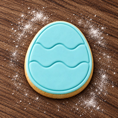 Patterned Egg decorated fondant cookie