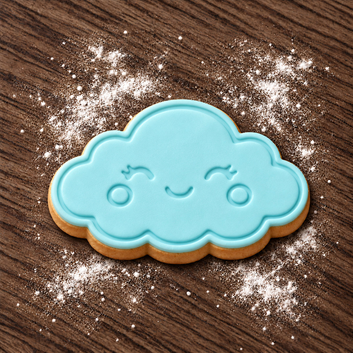 Cloud decorated fondant cookie
