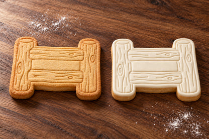 Fence plain and white fondant cookie examples