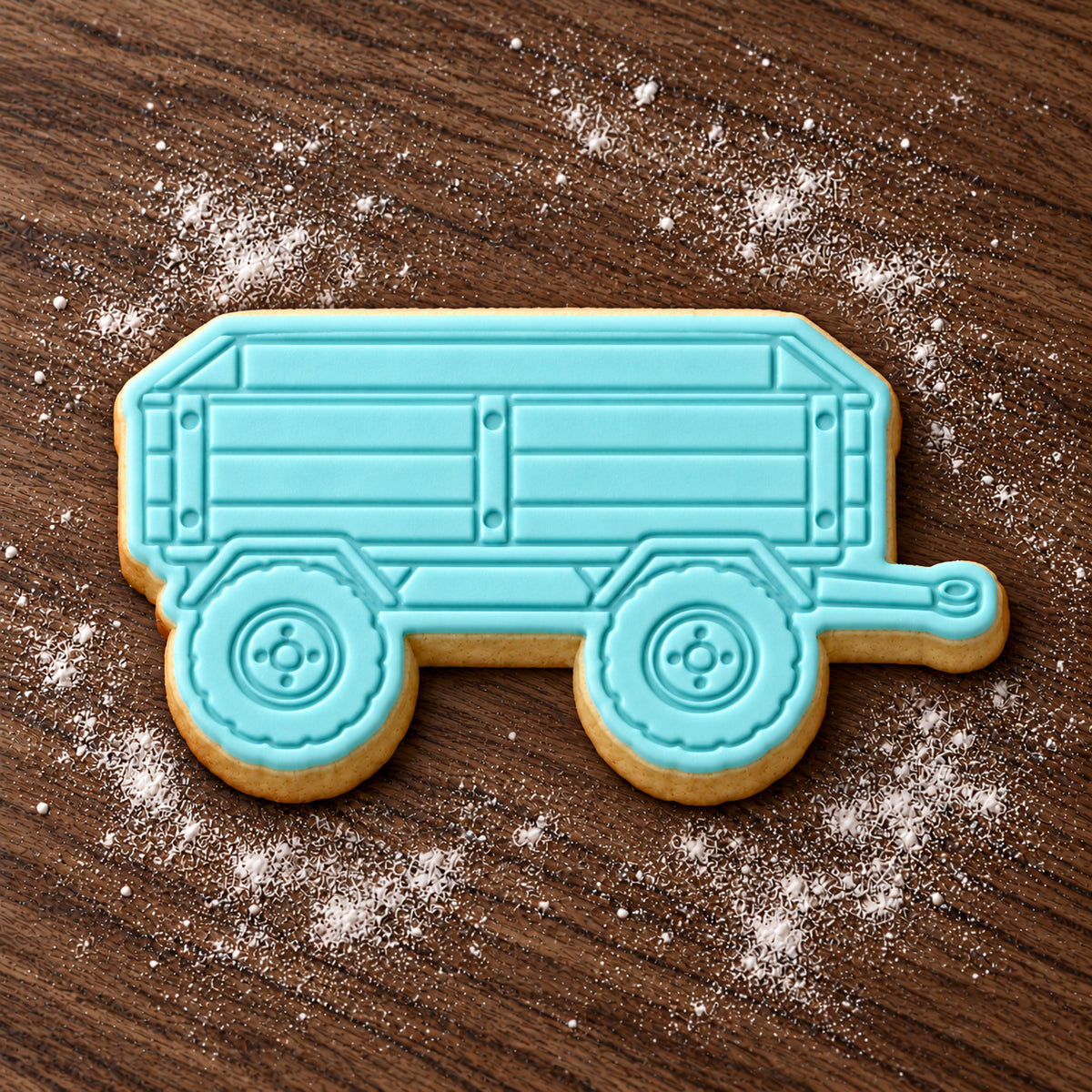 Trailer decorated fondant cookie