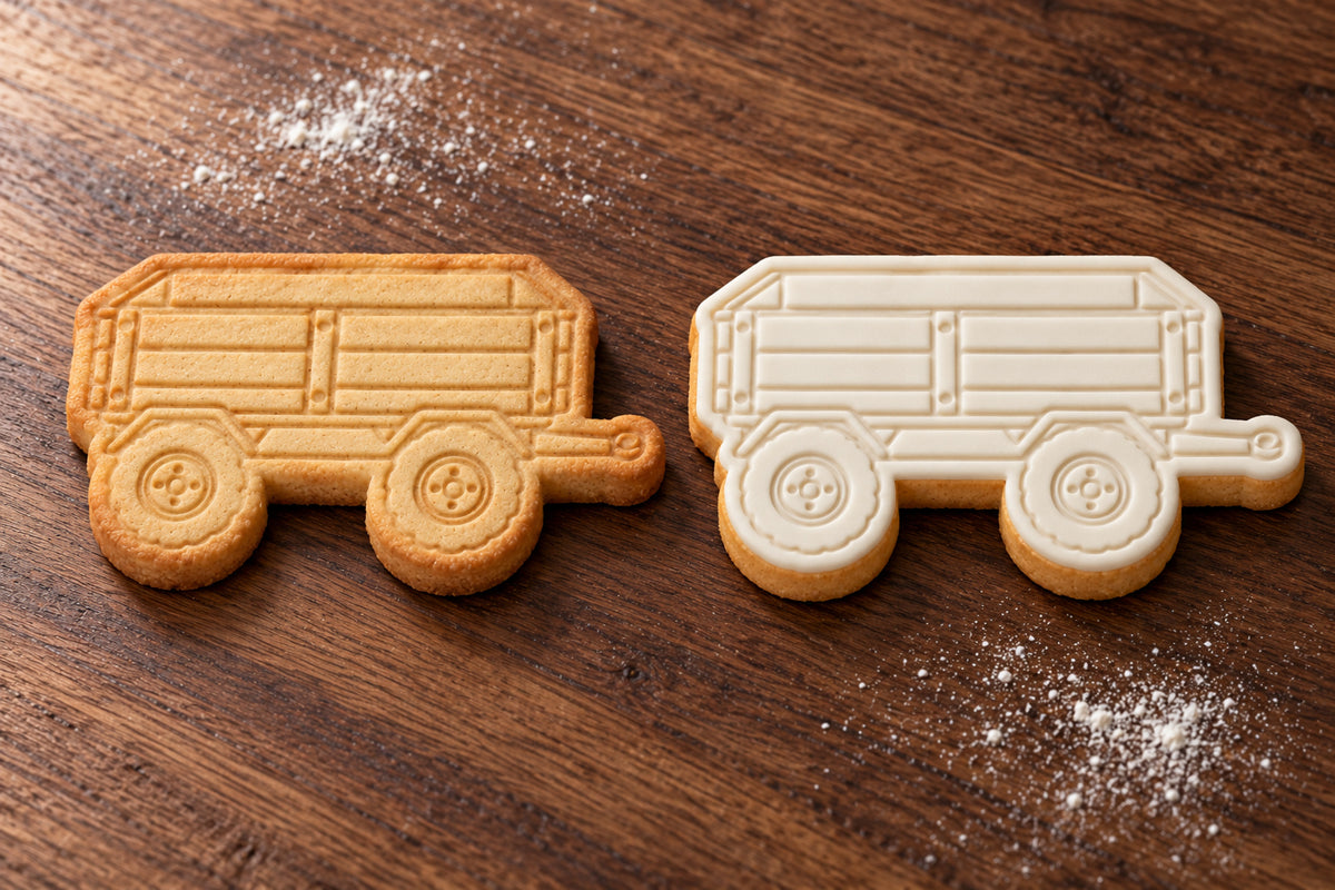 Trailer plain and white fondant cookie examples