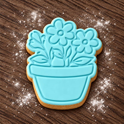 Flowerpot decorated fondant cookie