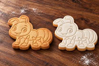 Ant plain and white fondant cookie examples