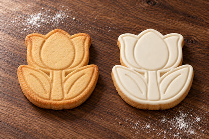Tulip plain and white fondant cookie examples