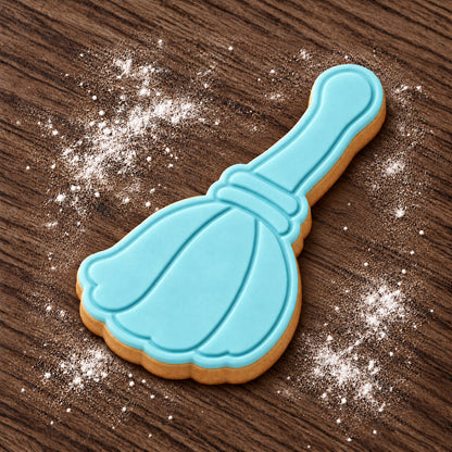 Broomstick decorated fondant cookie
