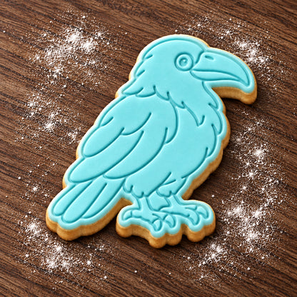 Raven decorated fondant cookie