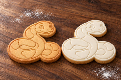 Boa Constrictor plain and white fondant cookie examples