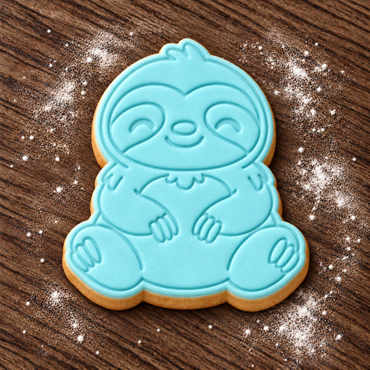 Sloth decorated fondant cookie