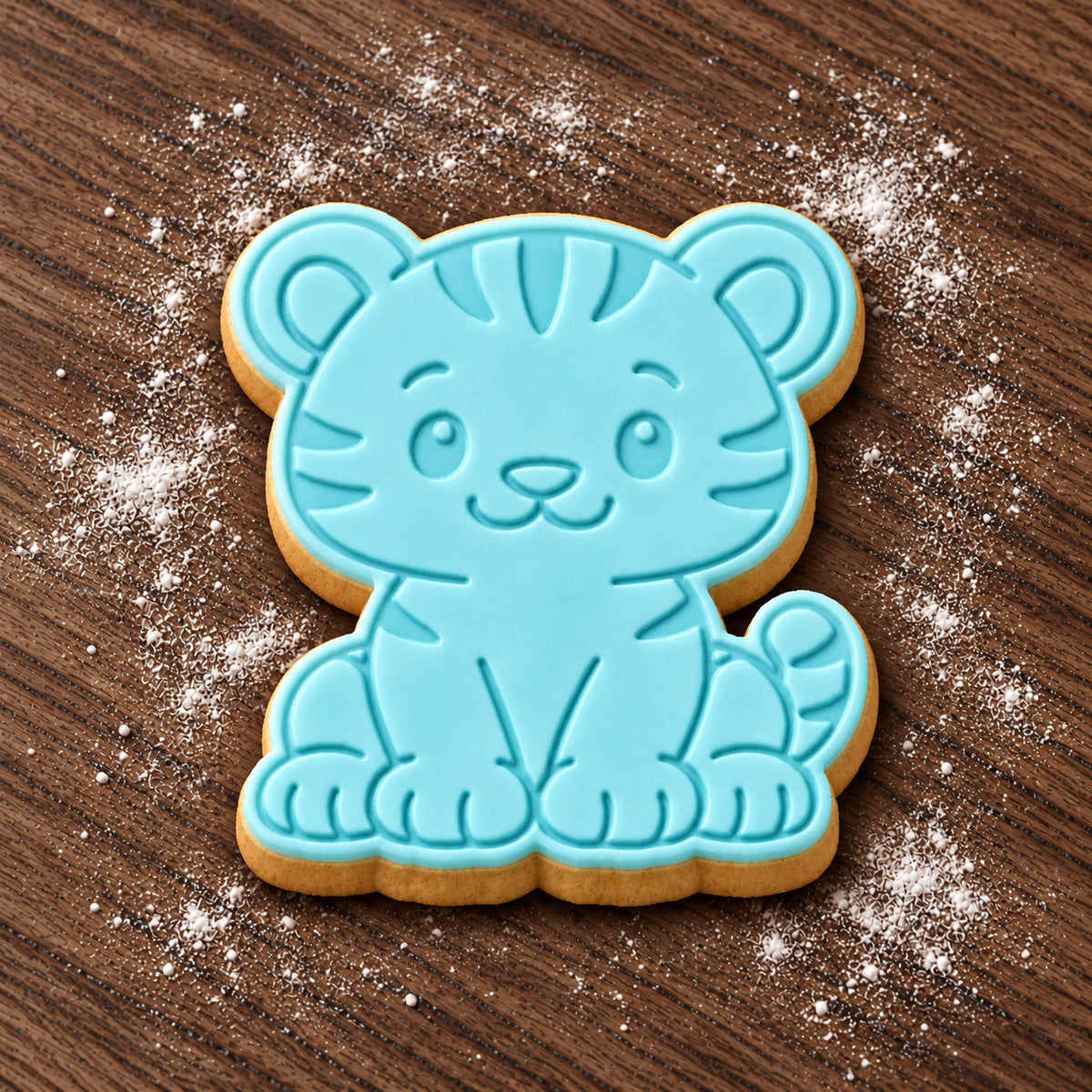 Tiger Cub decorated fondant cookie