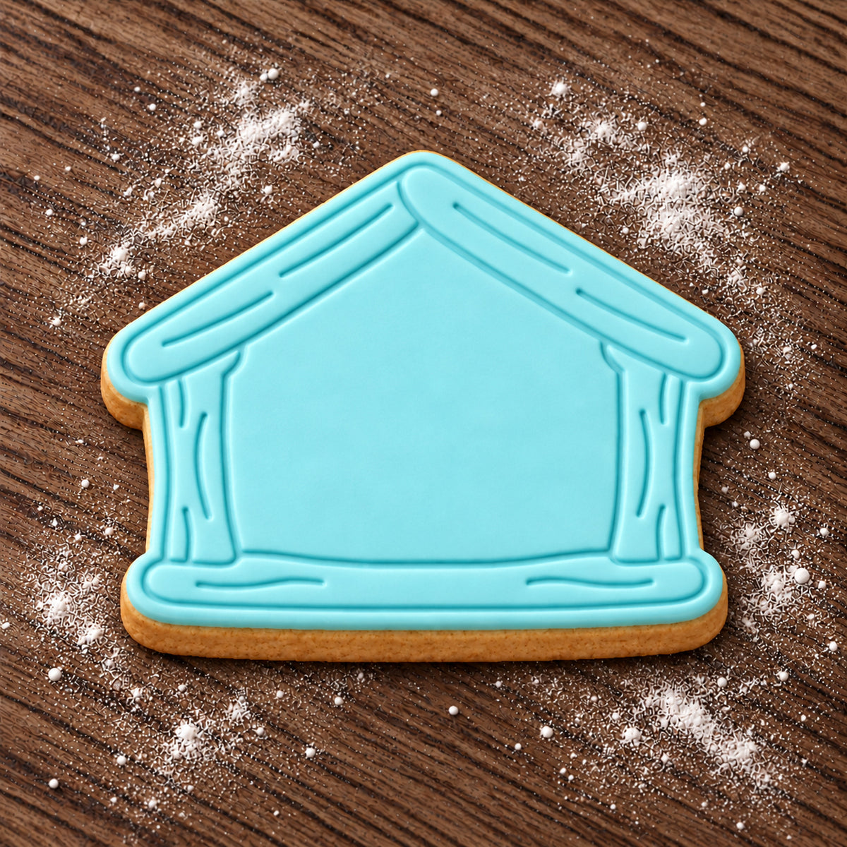 Stable Silhouette decorated fondant cookie