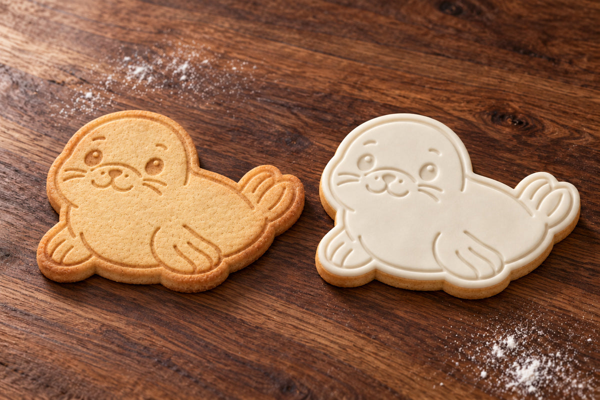 Seal plain and white fondant cookie examples