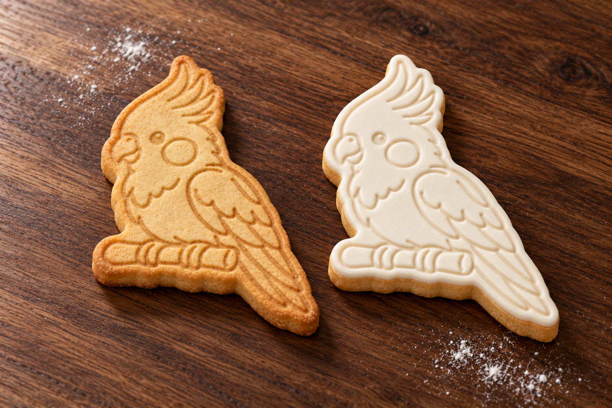Cockatiel plain and white fondant cookie examples