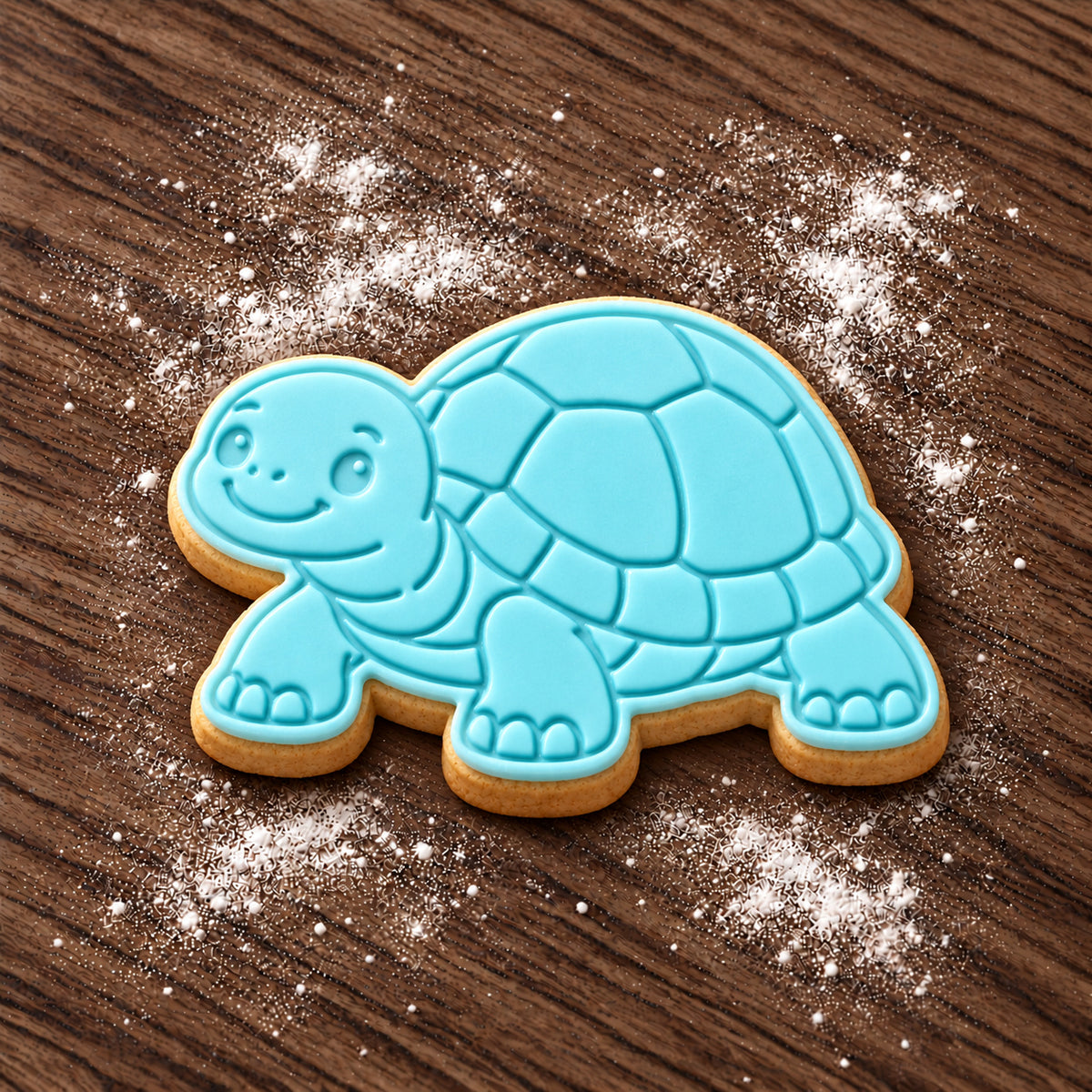 Turtle decorated fondant cookie