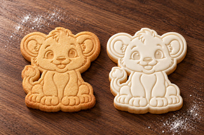 Lion Cub plain and white fondant cookie examples
