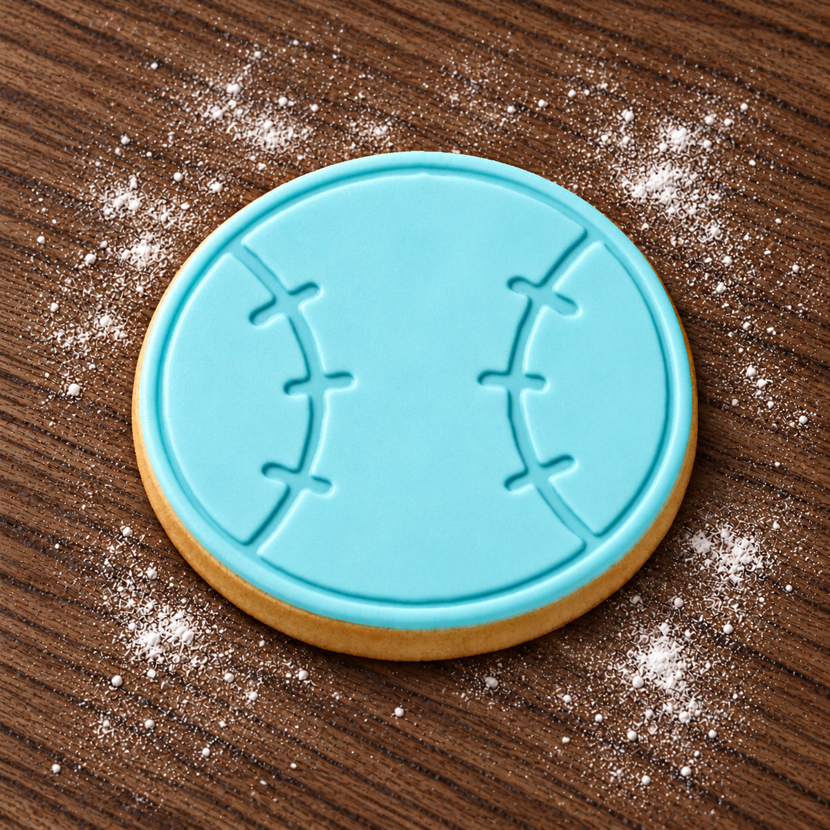 Baseball decorated fondant cookie