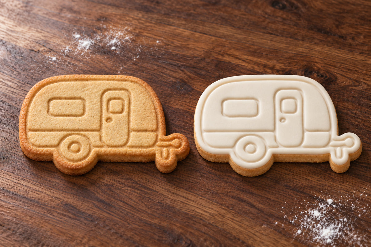 Caravan plain and white fondant cookie examples