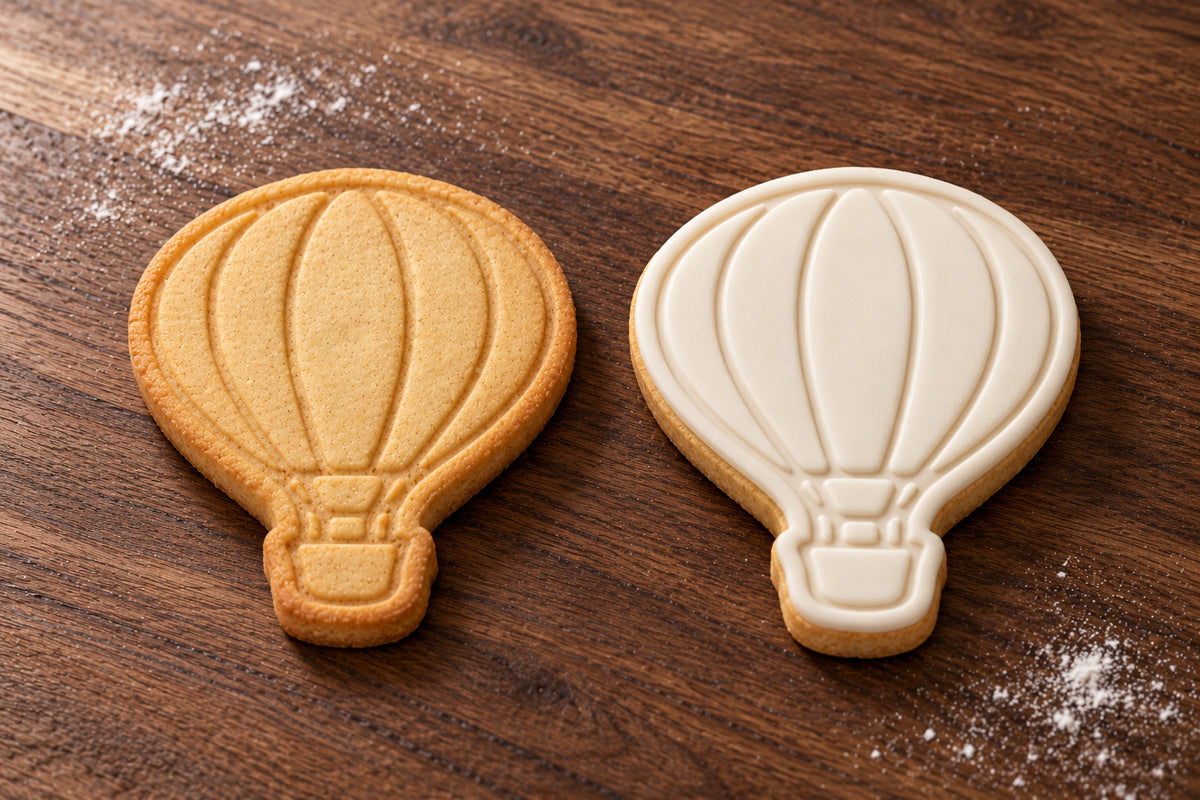 Hot Air Balloon plain and white fondant cookie examples