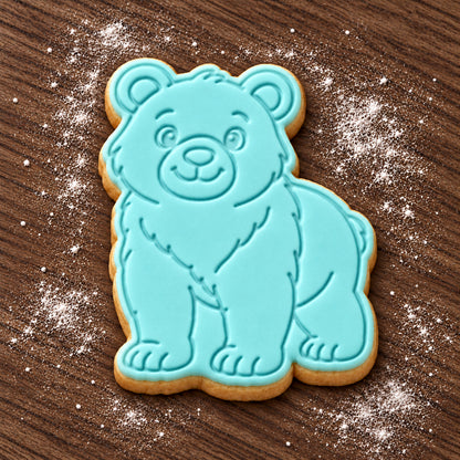 Bear decorated fondant cookie