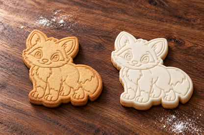 Fox Cub plain and white fondant cookie examples